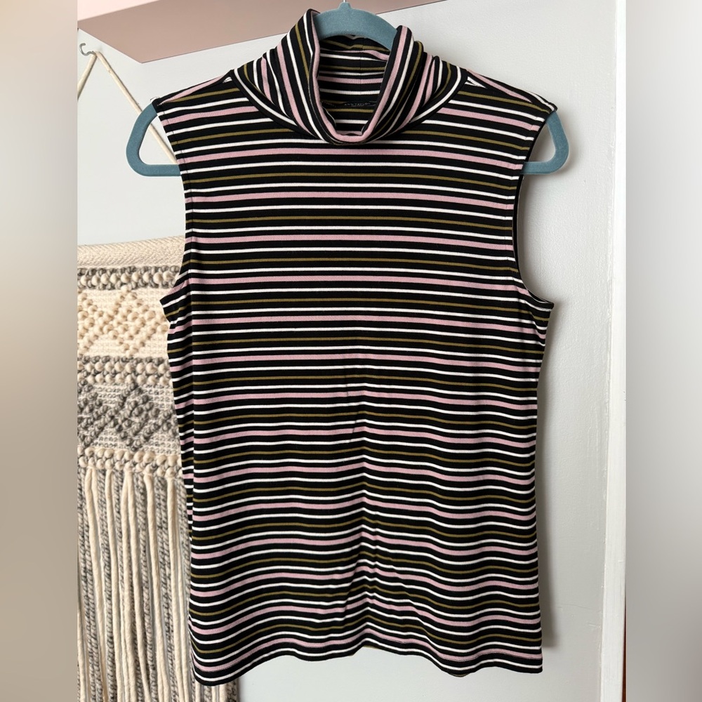 Ann Taylor Factory Sleeveless Turtleneck Top Shirt Size Medium M Striped Stripes